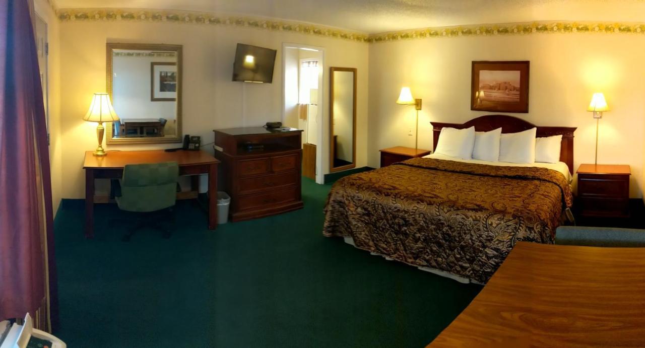 River Forest Inn Белтон Экстерьер фото
