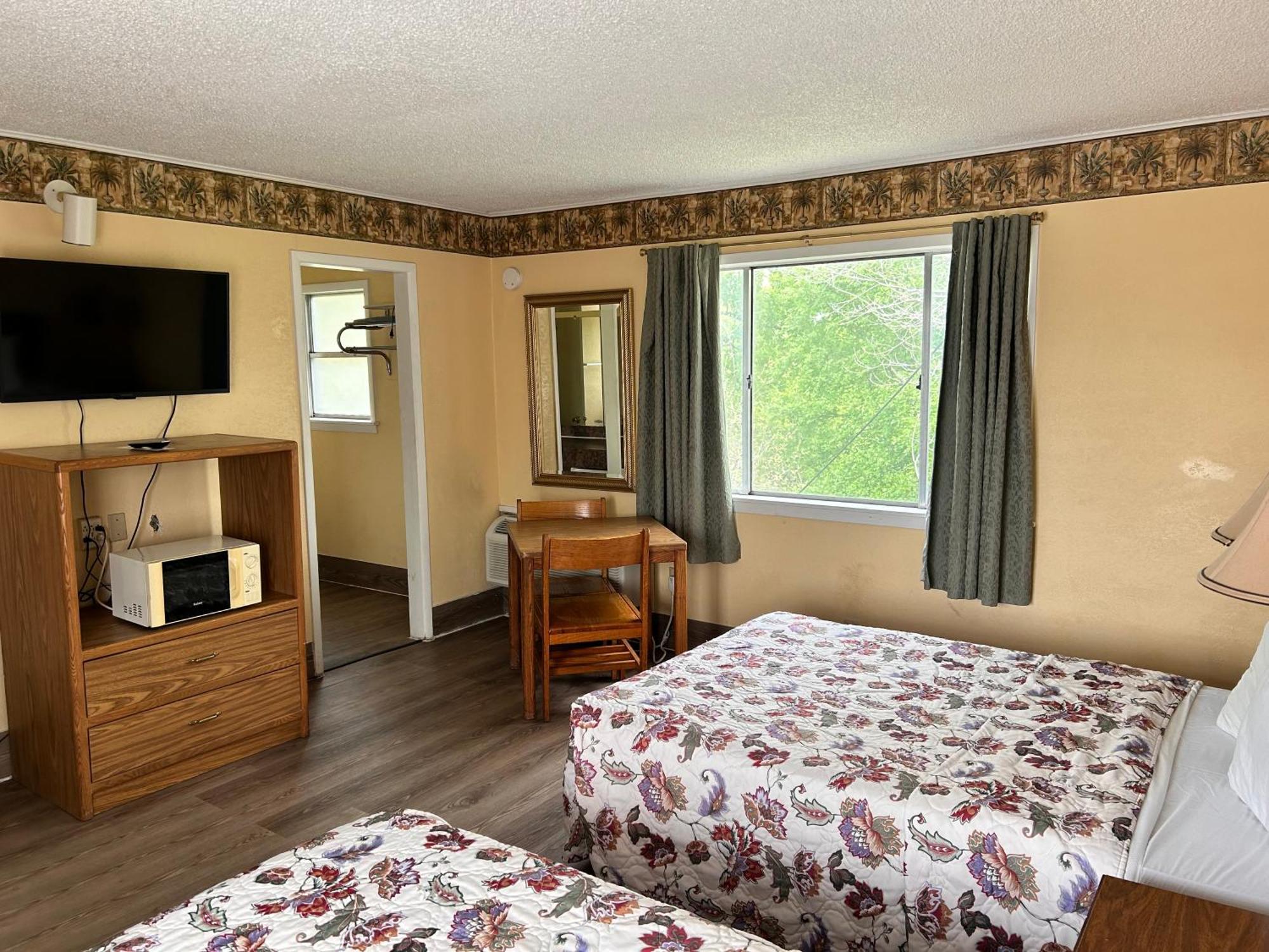 River Forest Inn Белтон Экстерьер фото